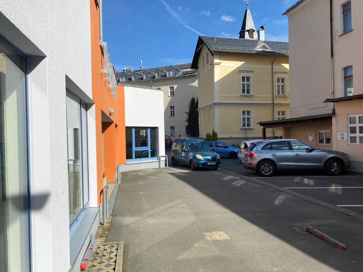Fewo Roland Ranft Direkt Am Kurpark Barrierearm 60Qm バート・エルスター エクステリア 写真