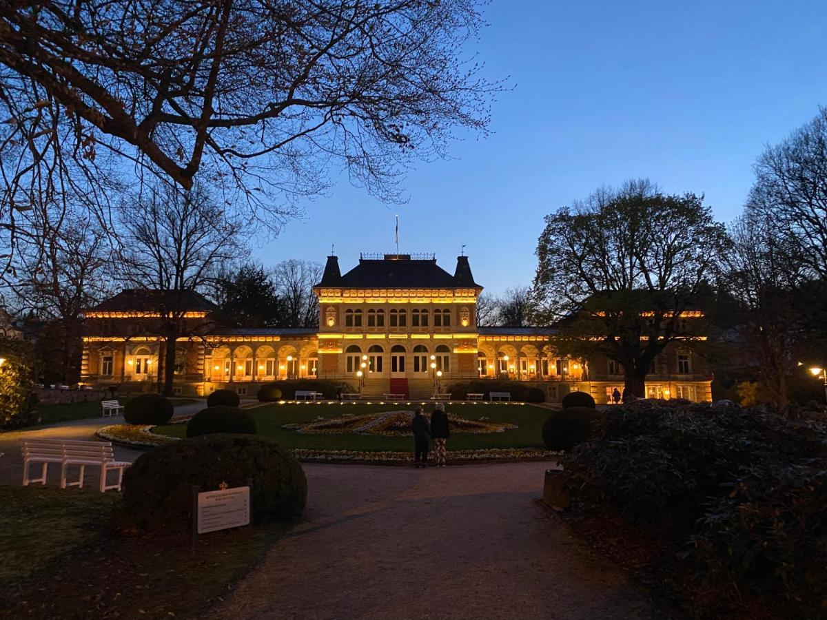 Fewo Roland Ranft Direkt Am Kurpark Barrierearm 60Qm バート・エルスター エクステリア 写真