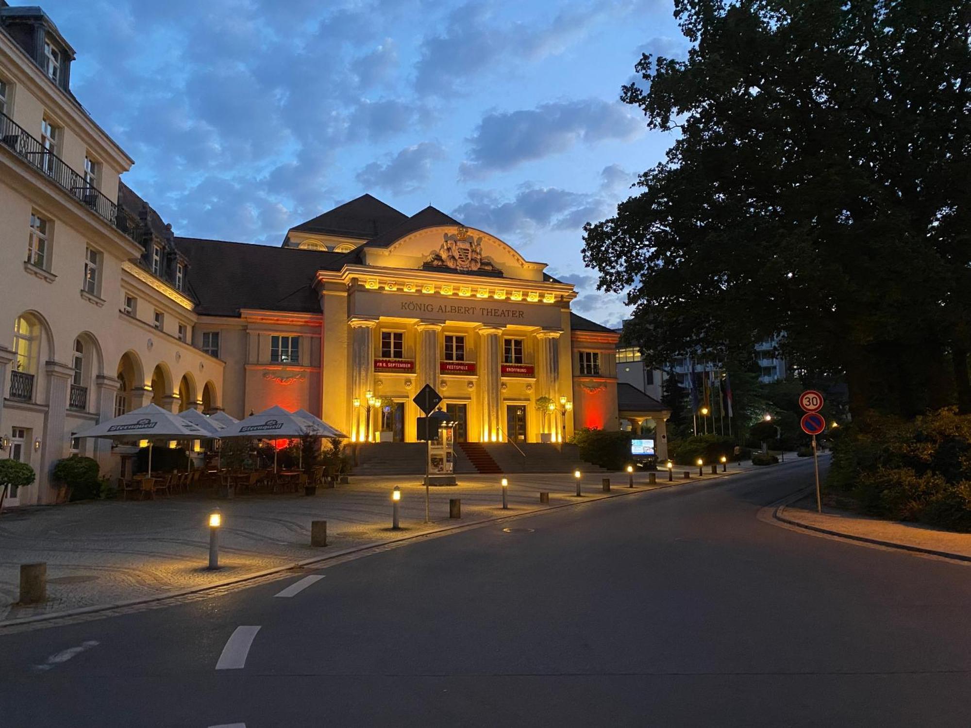 Fewo Roland Ranft Direkt Am Kurpark Barrierearm 60Qm バート・エルスター エクステリア 写真